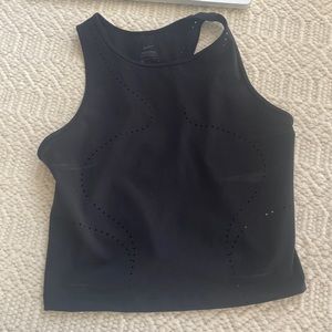 Nike pro hyper cool workout top!